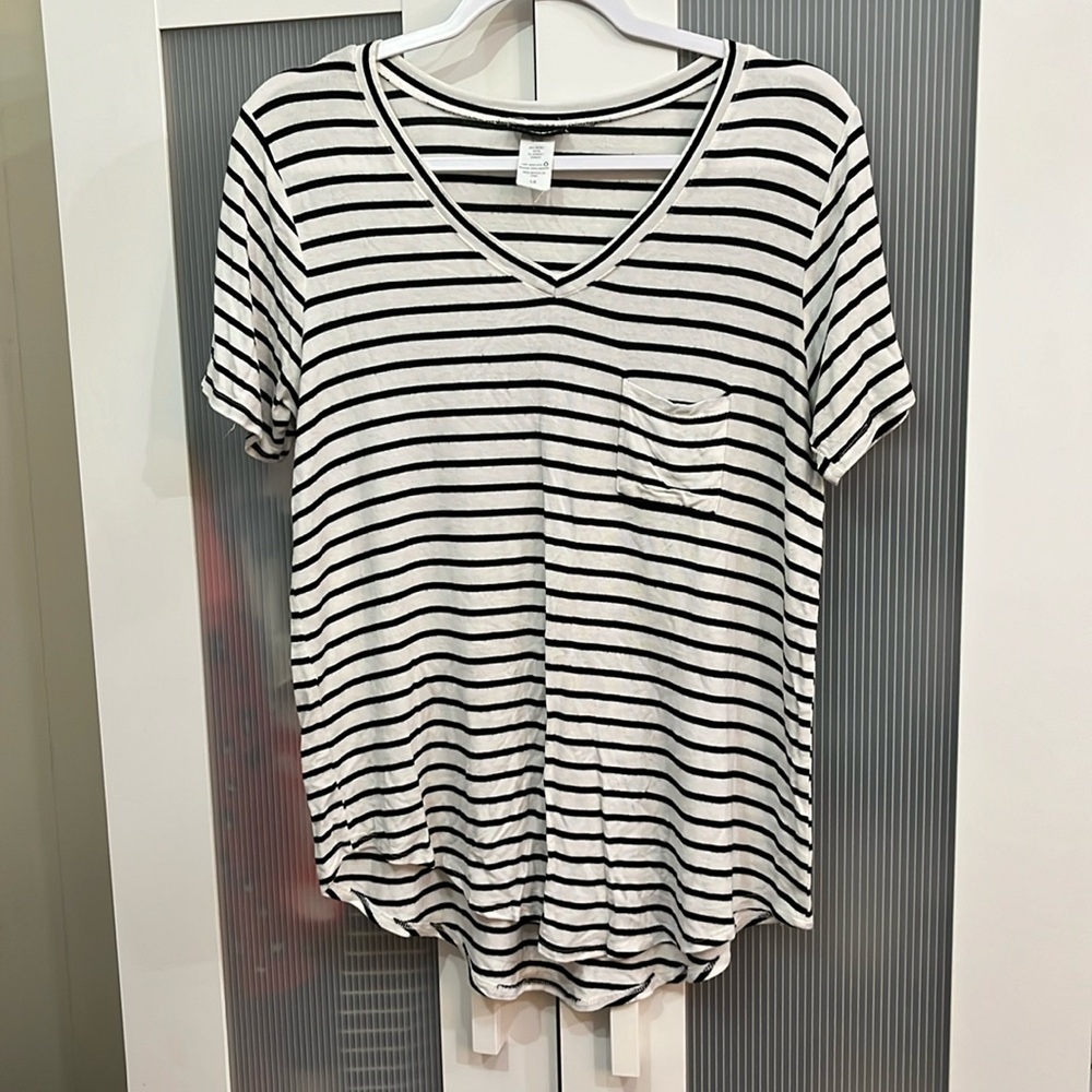 Women’s striped tee